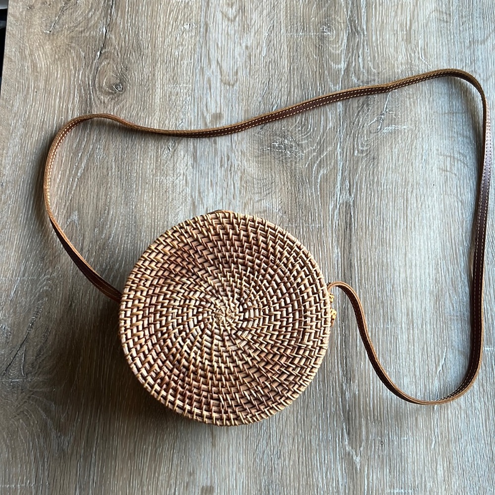 Rattan Round Crossbody Purse